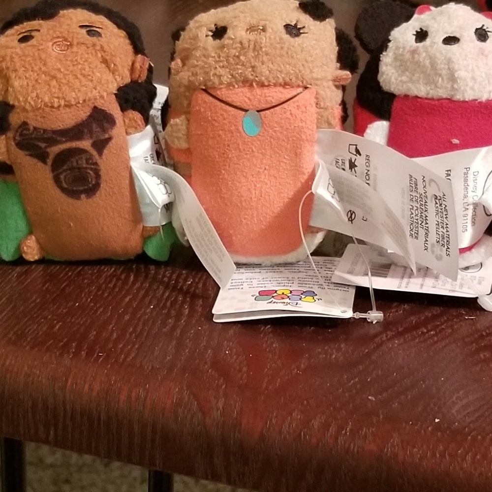 Disney Tsum Tsum. Small. This is Close up pic